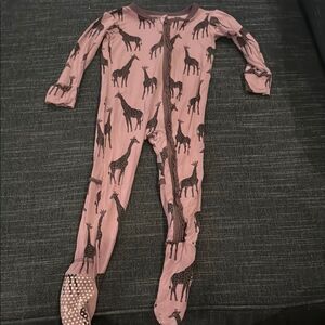 Kickee pants Giraffe Print Kids One Piece Pajama 9-12m